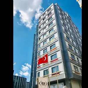 Aparthotel The Leos